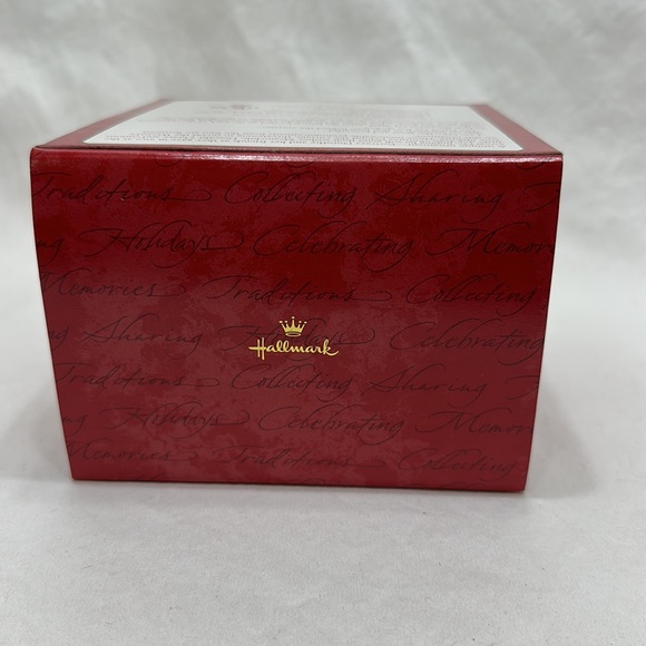 Hallmark Ornament, The Wizard of Oz - Picture 3 of 4